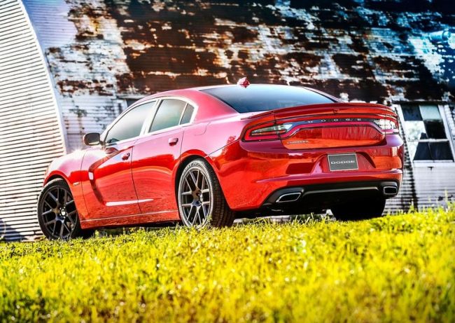 2015 Dodge Charger Rear Right Side