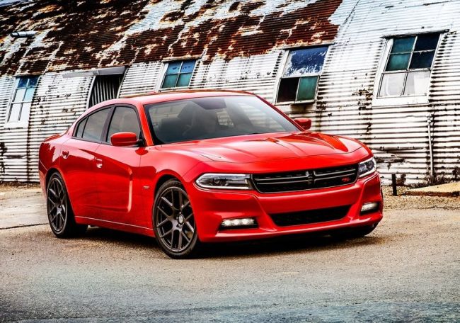 2015 Dodge Charger Storage