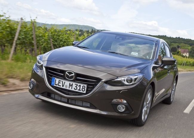 2015 Mazda 3 Full Front