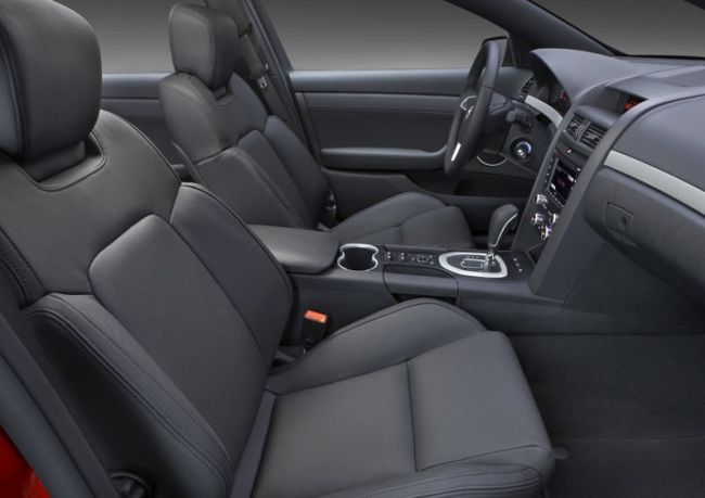 2015 Pontiac G8 Interior Side View