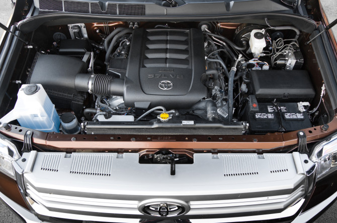 2015 Toyota Tundra Engine