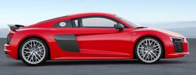 2016 Audi R8 V10 Side View