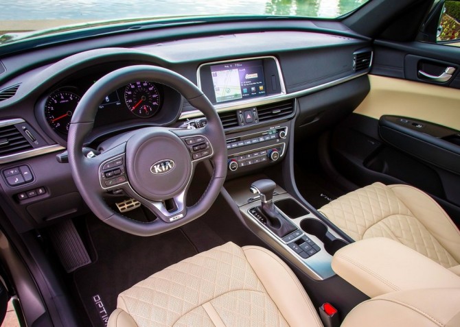 2015 Kia Optima Dashboard