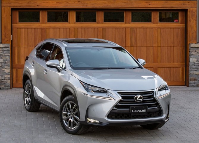 2015 Lexus NX Garage