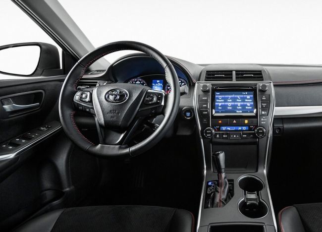 2015 Toyota Camry Interior