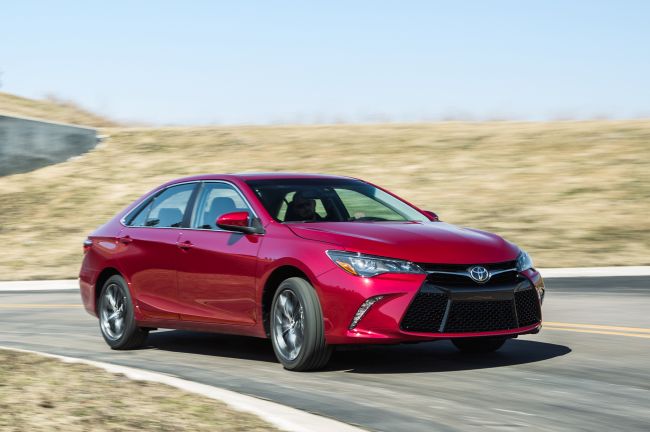 2015 Toyota Camry Road
