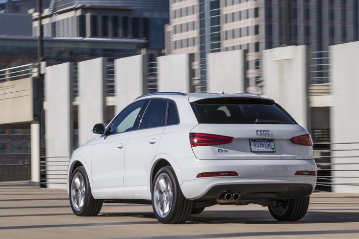 2015 Audi Q3 luxury SUV