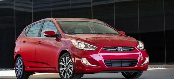 2015 Hyundai Accent Review, price, colors, mpg, specs