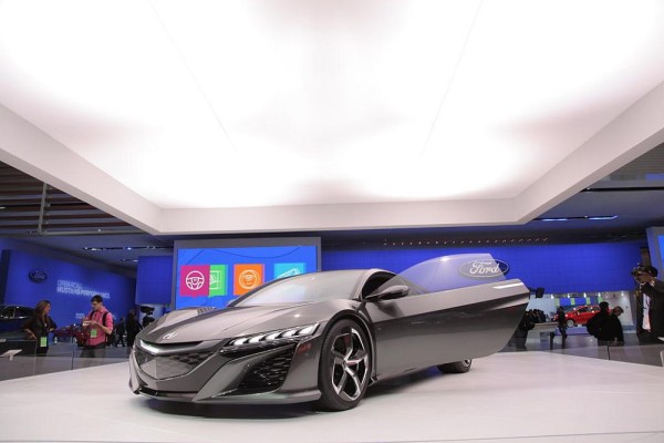 2016 Acura NSX cost and specs