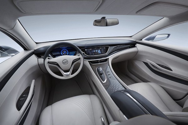 2016 Buick Avenir interior