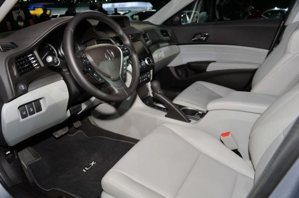 2016 Acura ILX interior