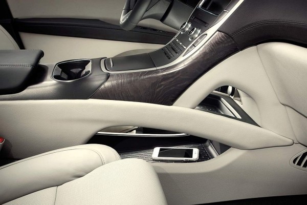 2016 Lincoln MKX interior