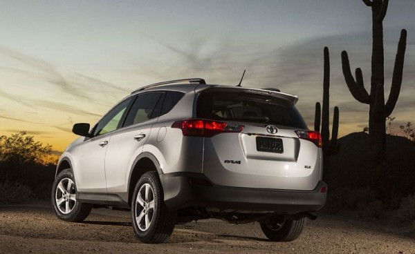 Toyota RAV4 Hybrid 2016 price reviews, mpg, specs, redesign