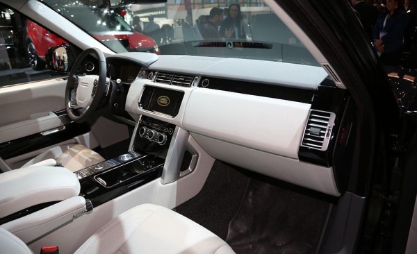 2016 Range Rover SVAutobiography luxury SUV review