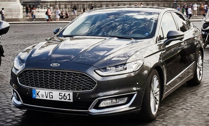 2016 Mondeo Vignale Exterior Price