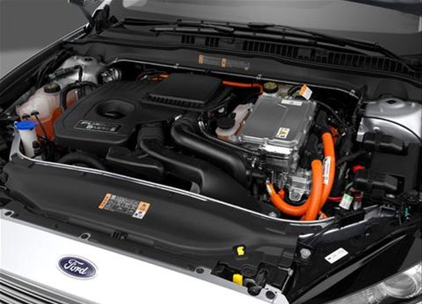 2017-ford-fusion-engine