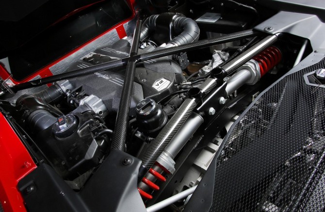 2016 Lamborghini Aventador Engine