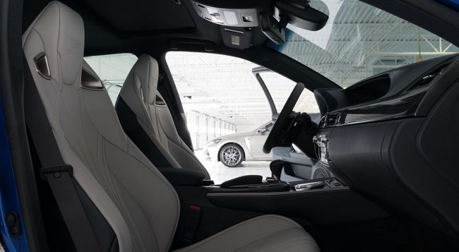2016 Lexus GS F Interior
