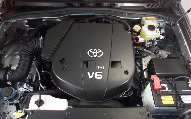 2017 Toyota 4Runner Engine