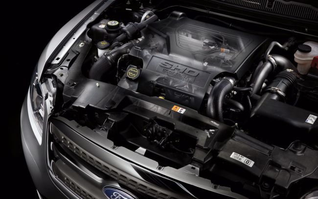 2016 Ford Taurus Engine 2