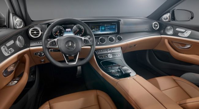2017 Mercedes Benz MLC Class Interior