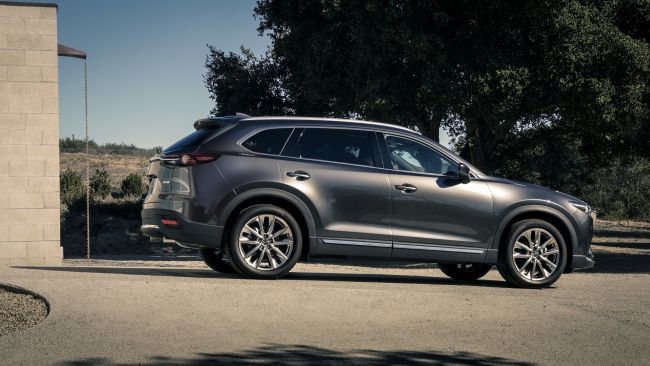 2018 Mazda CX-9 Side View